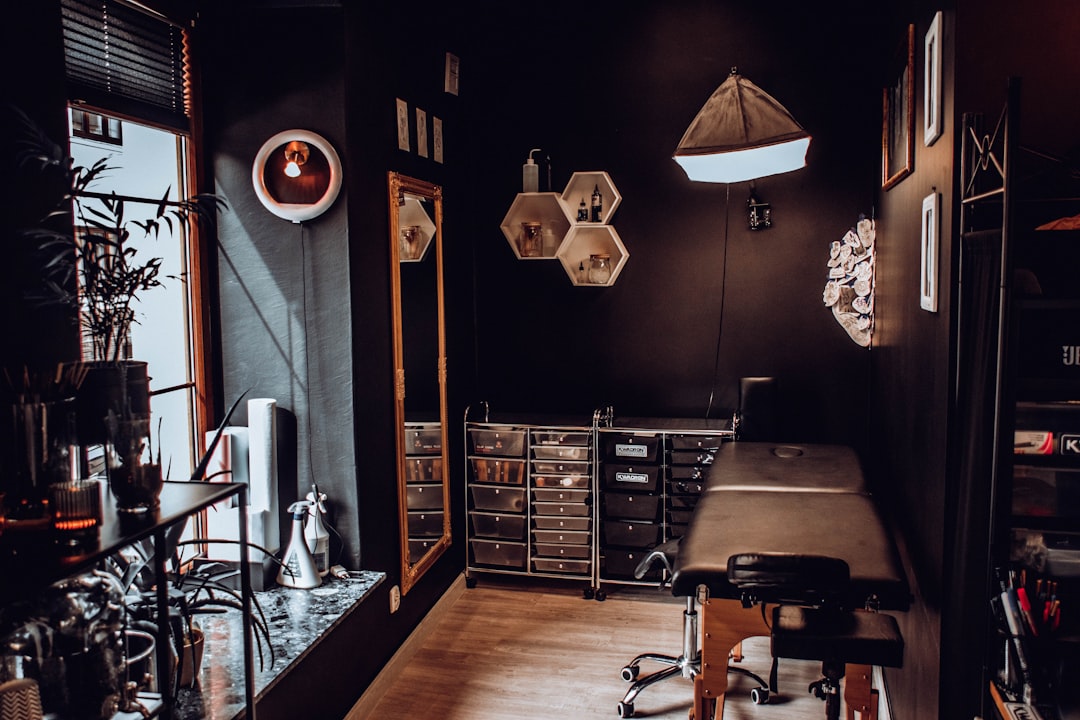Cabinet de dermatologie esthétique genevois — équipement médical contemporain
